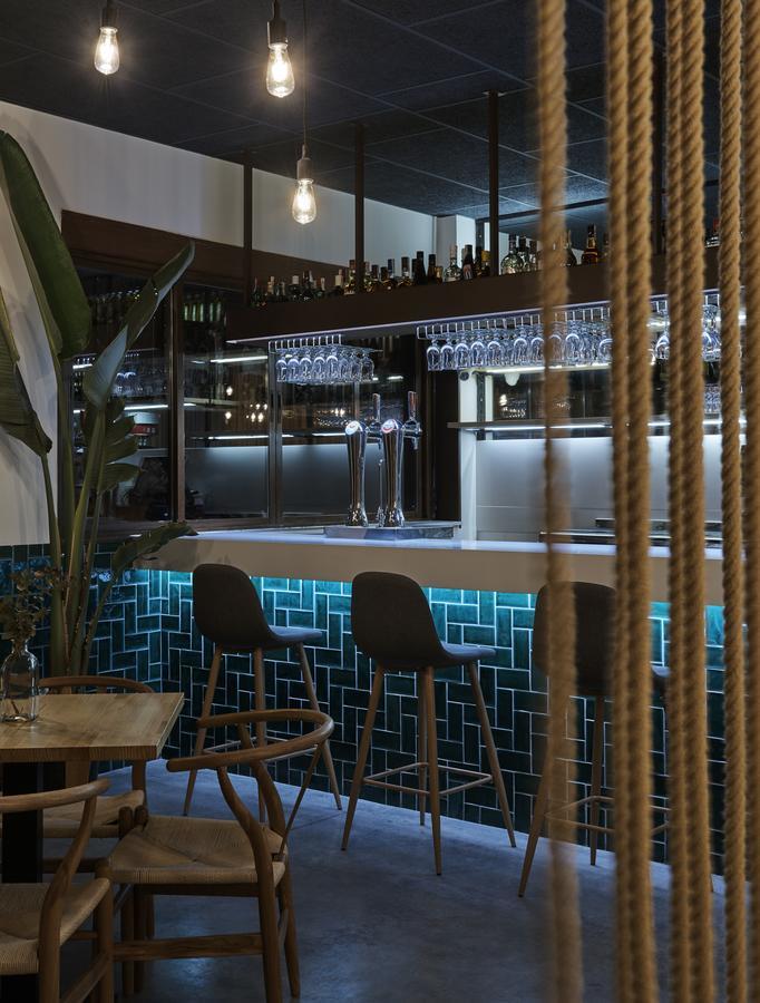 Hostal Gastrobar Carmelo Villarejo de Salvanes ภายนอก รูปภาพ