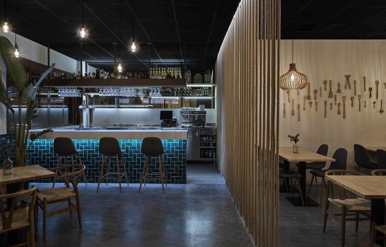 Hostal Gastrobar Carmelo Villarejo de Salvanes ภายนอก รูปภาพ